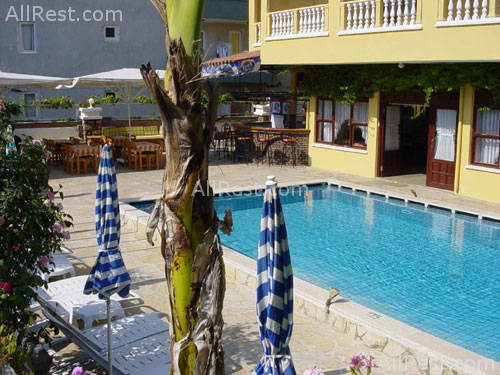 Unver Hotel 4